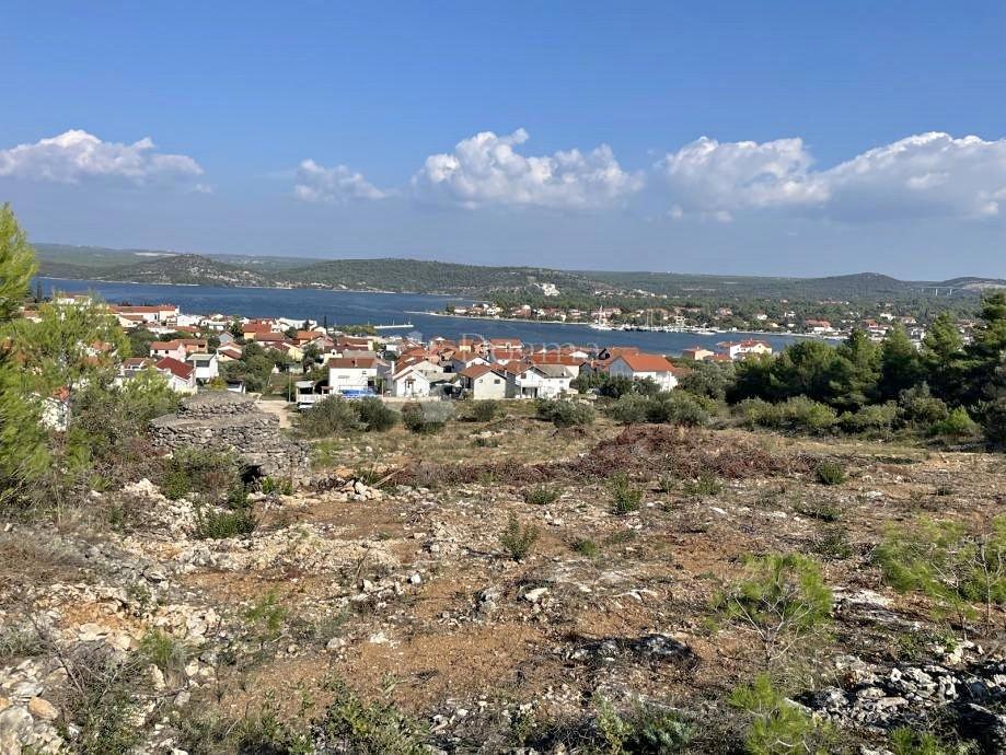 Zemljišče Bilice, Šibenik - Okolica, 5.000m2