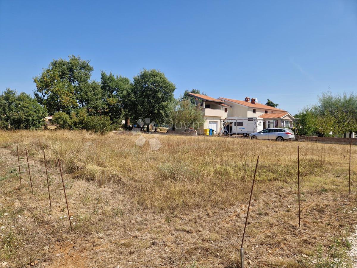 Zazidljivo zemljišče Nova Vas, Brtonigla, 849m2