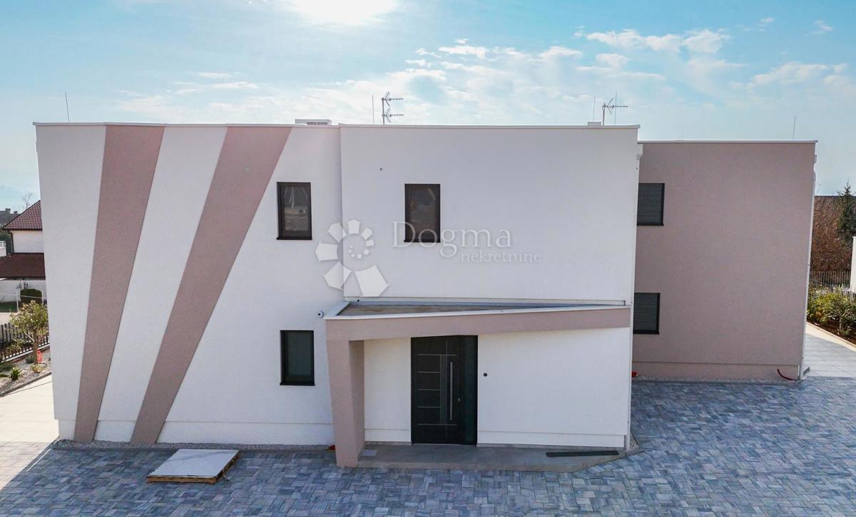 Stanovanje Pobri, Opatija - Okolica, 162,29m2