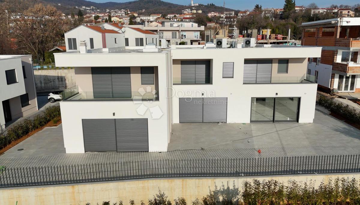 Stanovanje Pobri, Opatija - Okolica, 162,29m2