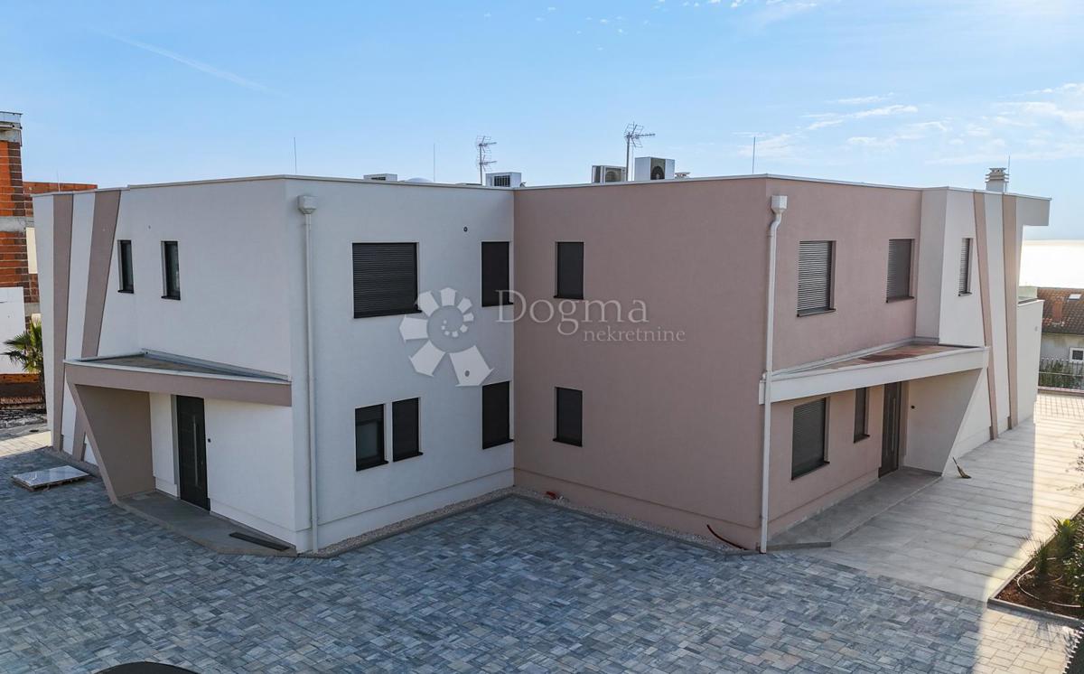 Stanovanje Pobri, Opatija - Okolica, 162,29m2