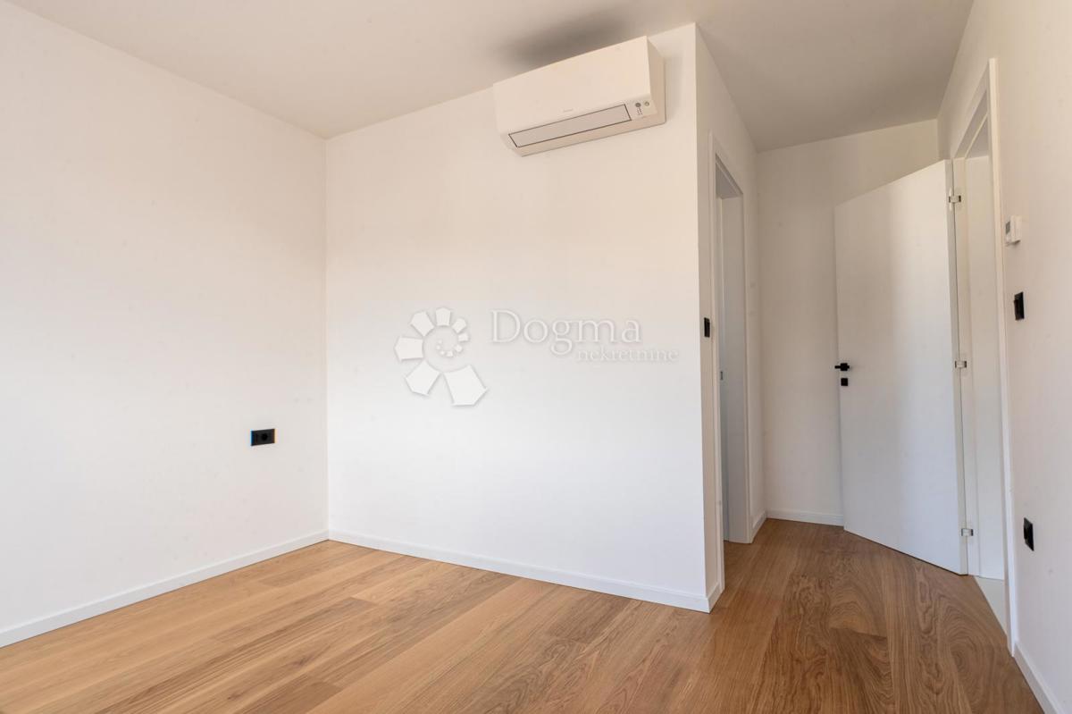 Stanovanje Pobri, Opatija - Okolica, 162,29m2