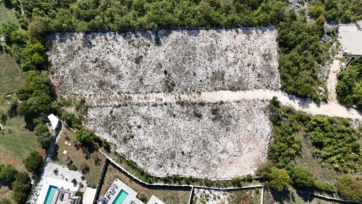 Zemljišče Labin, 790m2