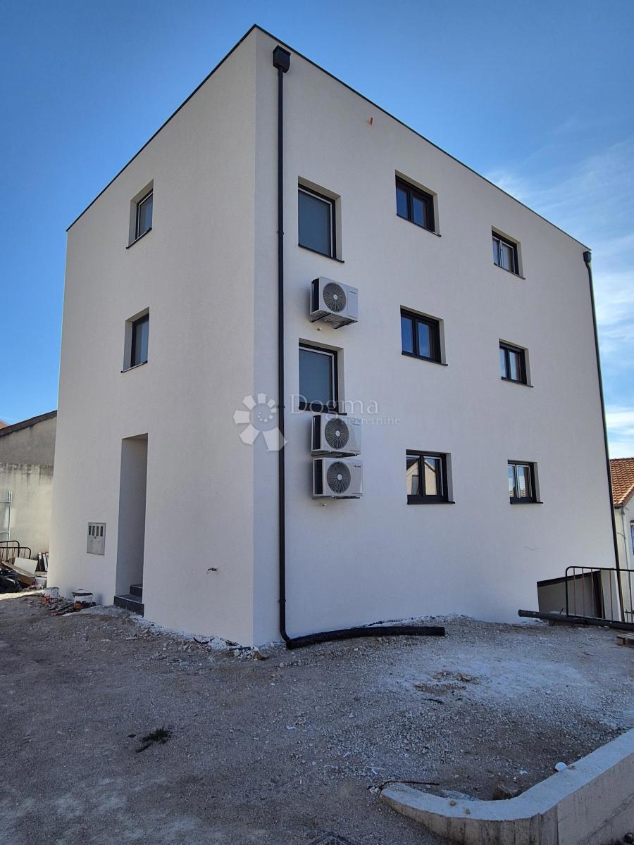 Stanovanje Crnica, Šibenik, 89,34m2