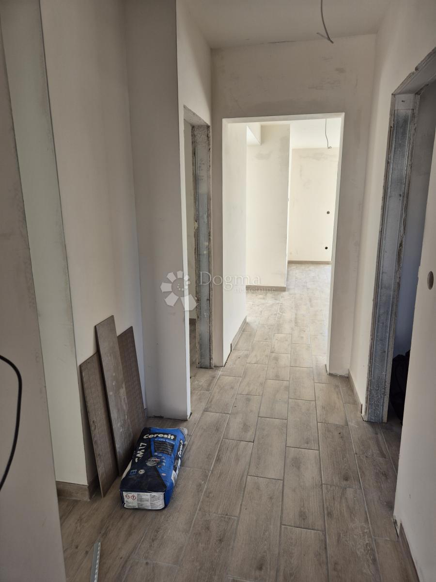 Stanovanje Crnica, Šibenik, 89,34m2