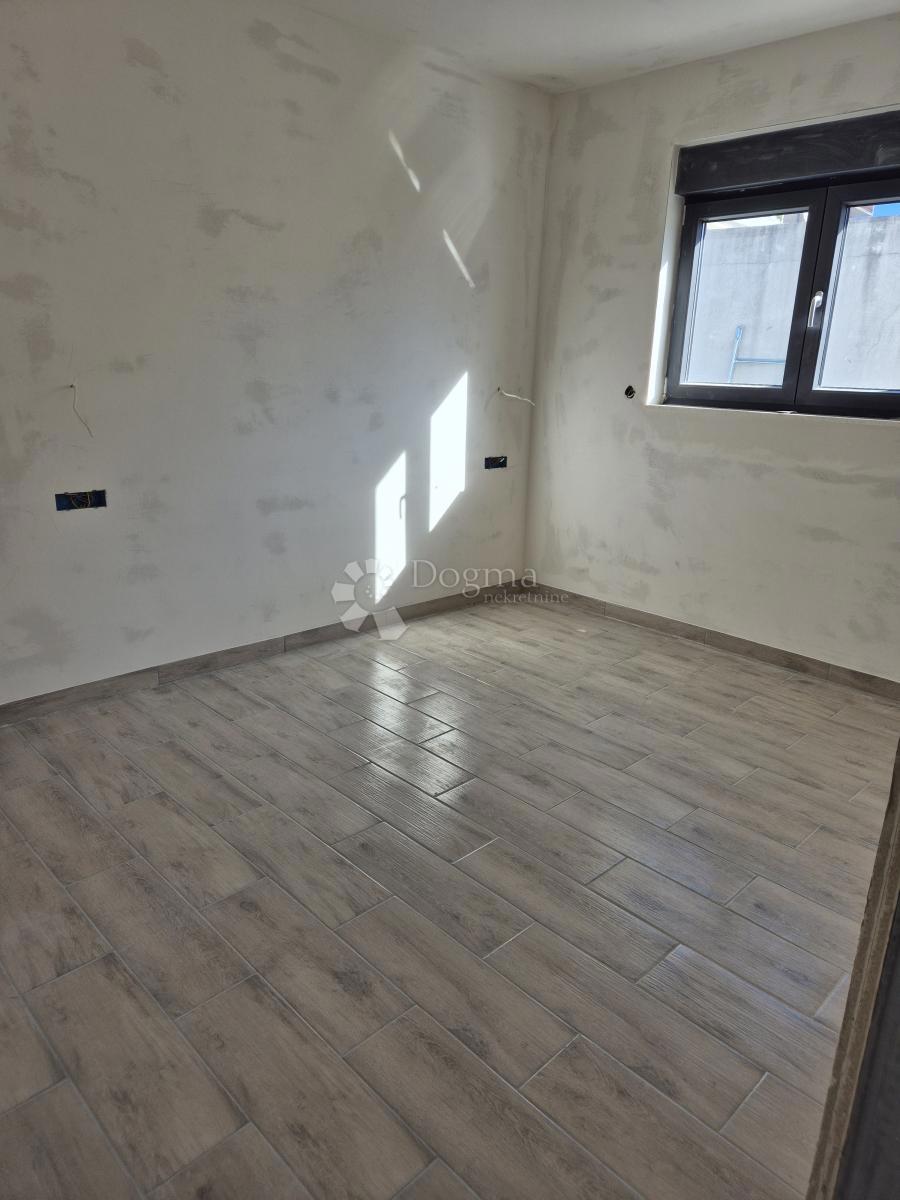 Stanovanje Crnica, Šibenik, 89,34m2