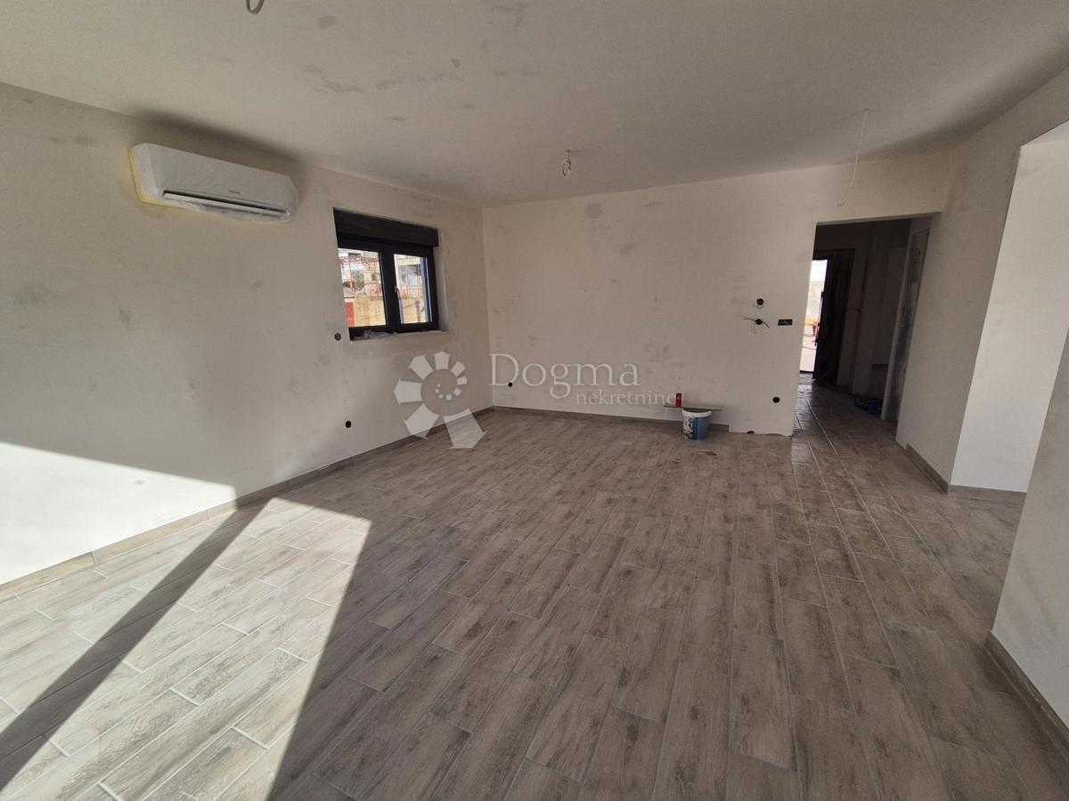 Stanovanje Crnica, Šibenik, 89,34m2