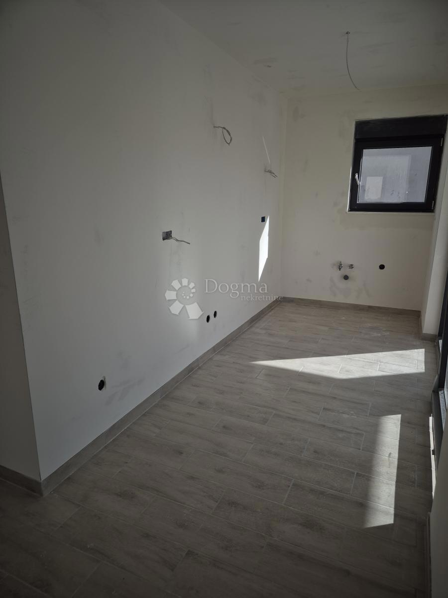 Stanovanje Crnica, Šibenik, 89,34m2