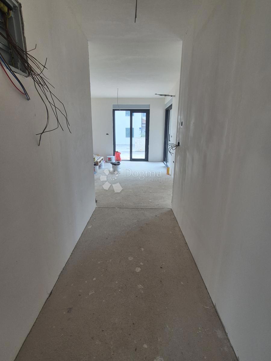 Stanovanje Brodarica, Šibenik - Okolica, 82,27m2