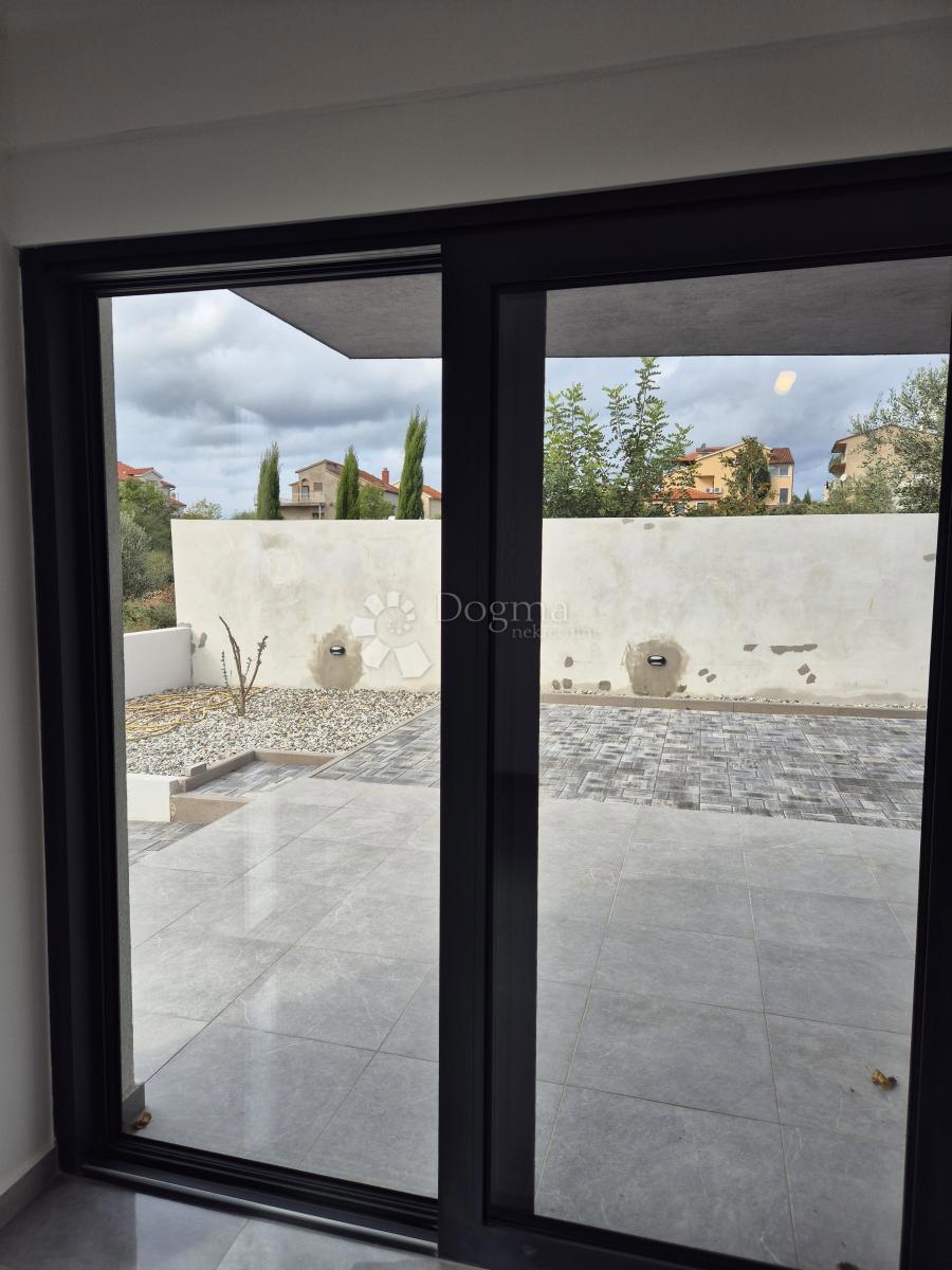 Stanovanje Brodarica, Šibenik - Okolica, 82,27m2