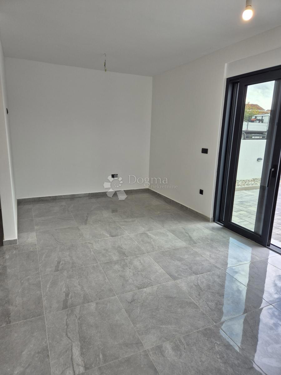 Stanovanje Brodarica, Šibenik - Okolica, 82,27m2