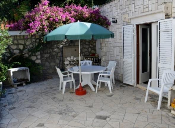 Hiša Zaostrog, Gradac, 448m2
