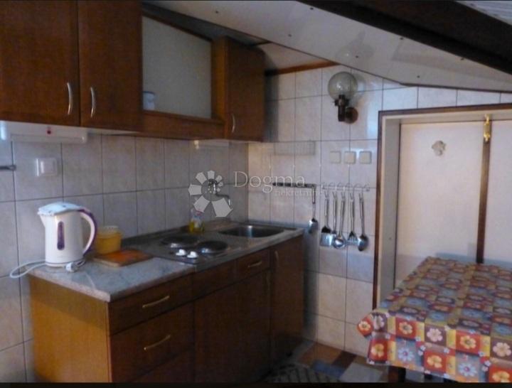 Hiša Zaostrog, Gradac, 448m2