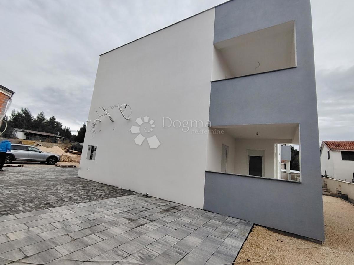 Apartma Nin, 61,84m2