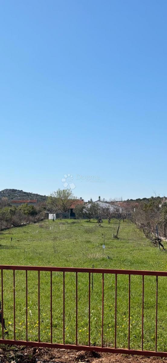 Zazidljivo zemljišče Gaćelezi, Vodice, 1.168m2