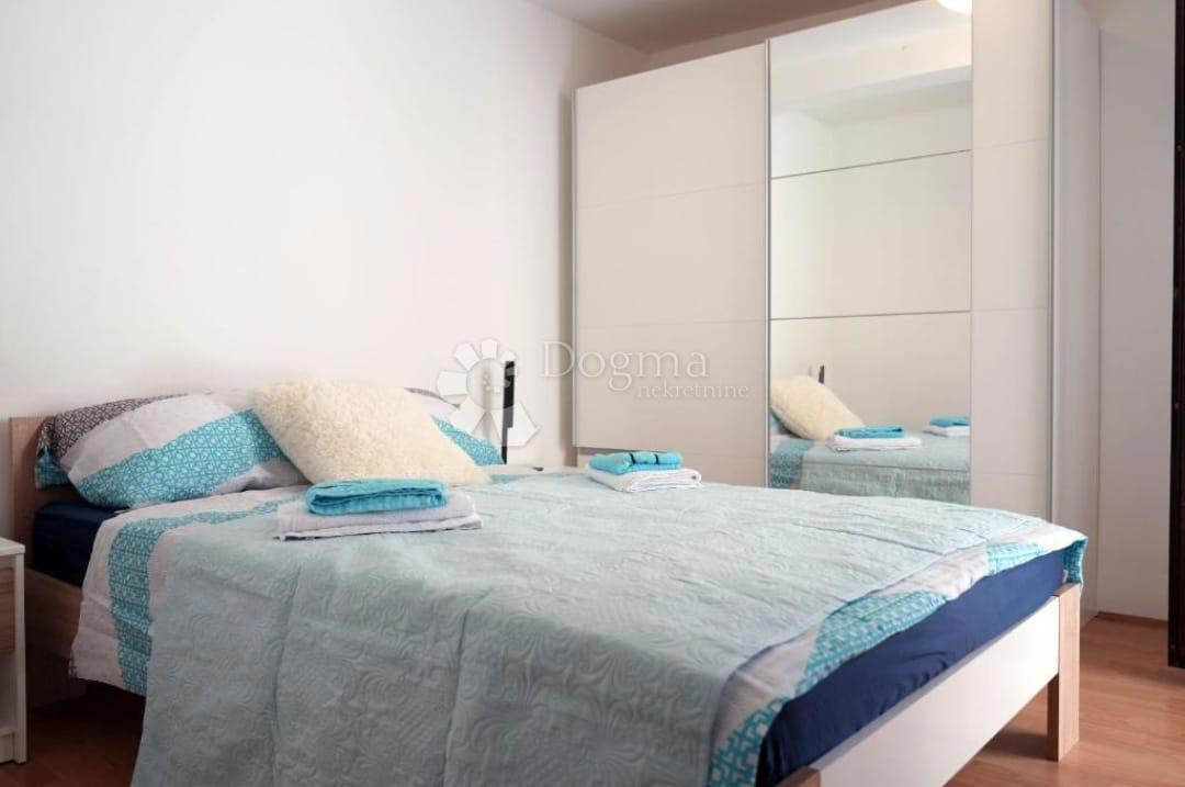 Hiša Bilice, Šibenik - Okolica, 190m2