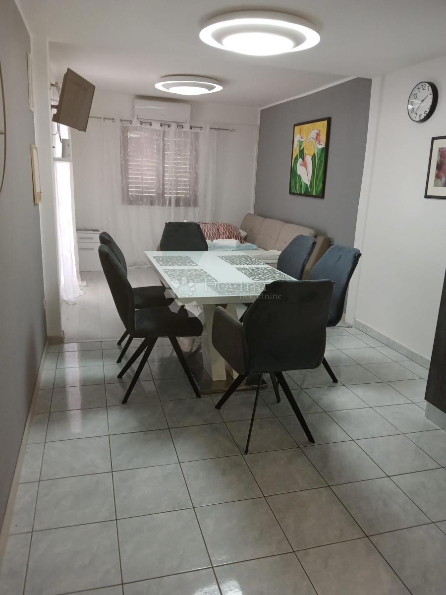 Hiša Bilice, Šibenik - Okolica, 190m2