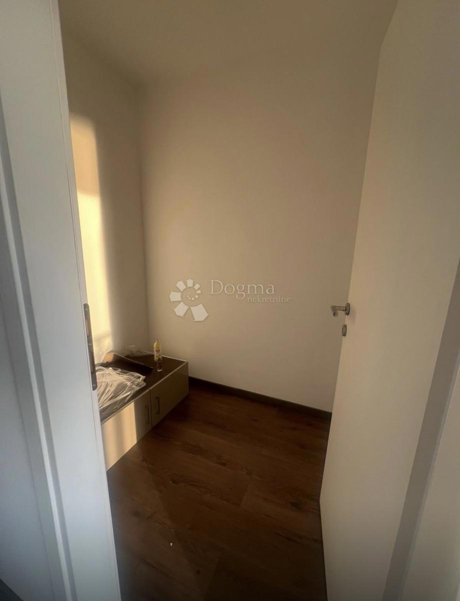 Stanovanje Rožmanići, Kostrena, 175,80m2