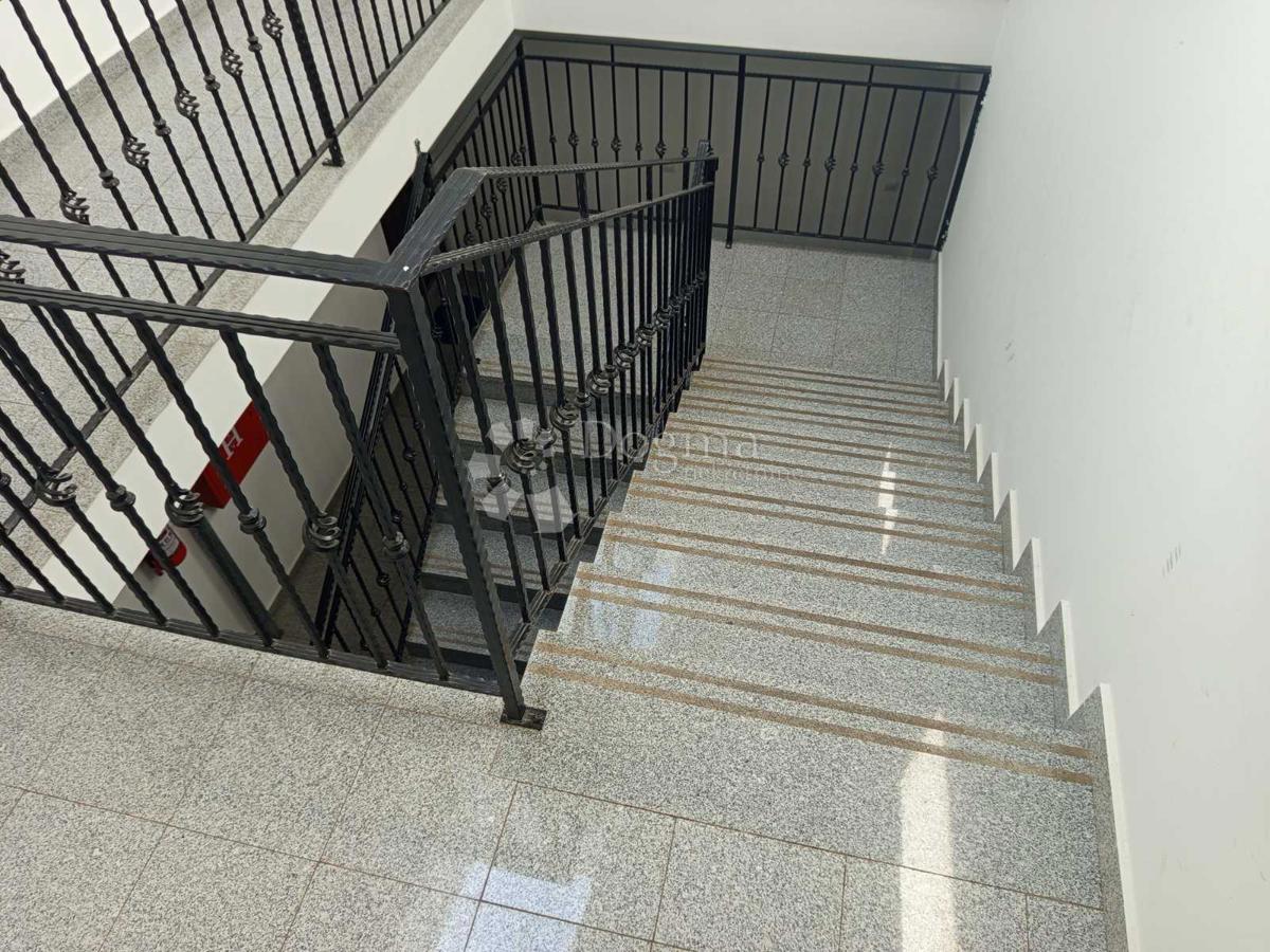 Stanovanje Centar, Pula, 65m2