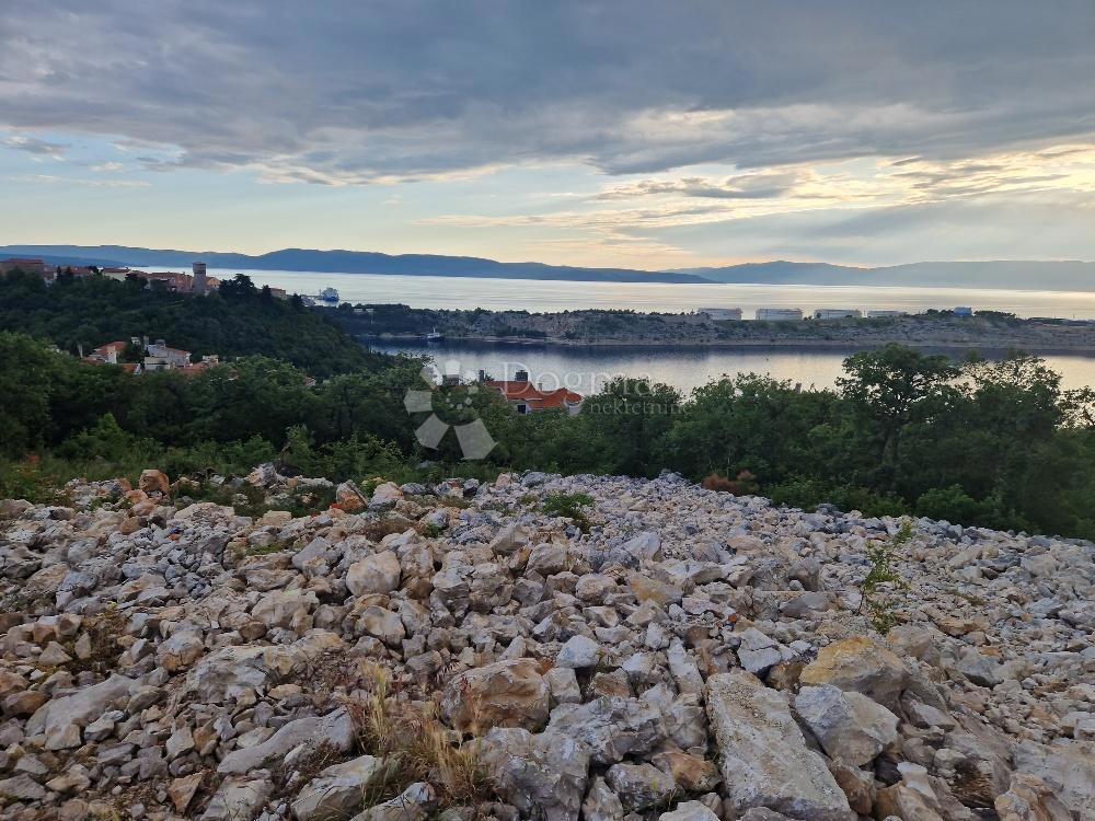 Zazidljivo zemljišče Omišalj, 1.300m2