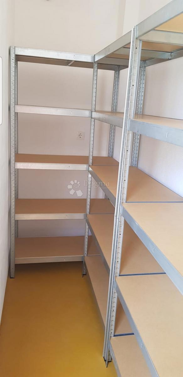 Hiša Pirovac, 170m2