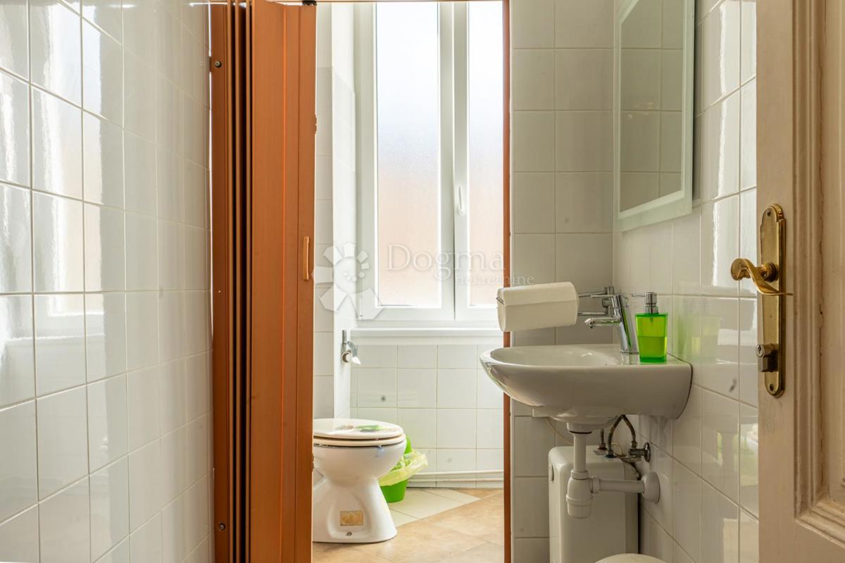 Stanovanje Centar, Rijeka, 97,45m2
