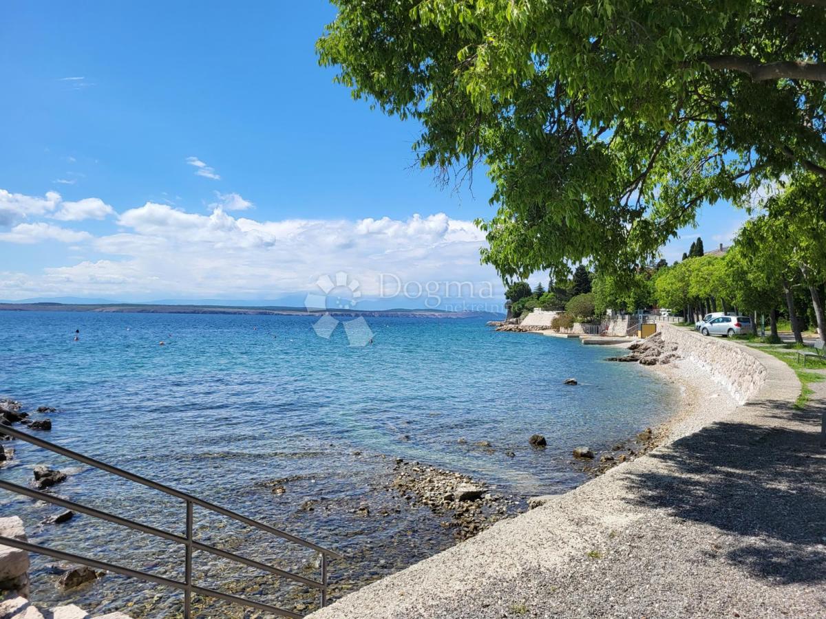 Zazidljivo zemljišče Dramalj, Crikvenica, 985m2
