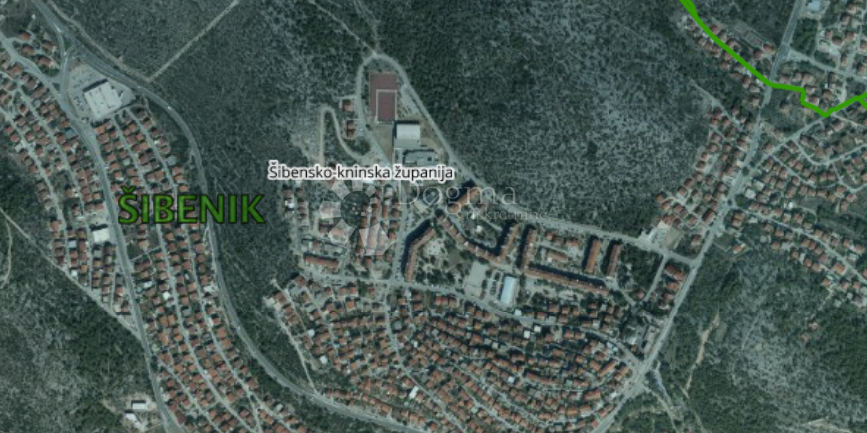 Zazidljivo zemljišče Meterize, Šibenik, 508m2