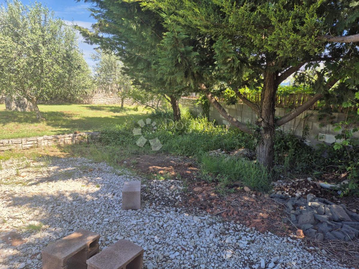 Zazidljivo zemljišče Hrboki, Barban, 2.160m2