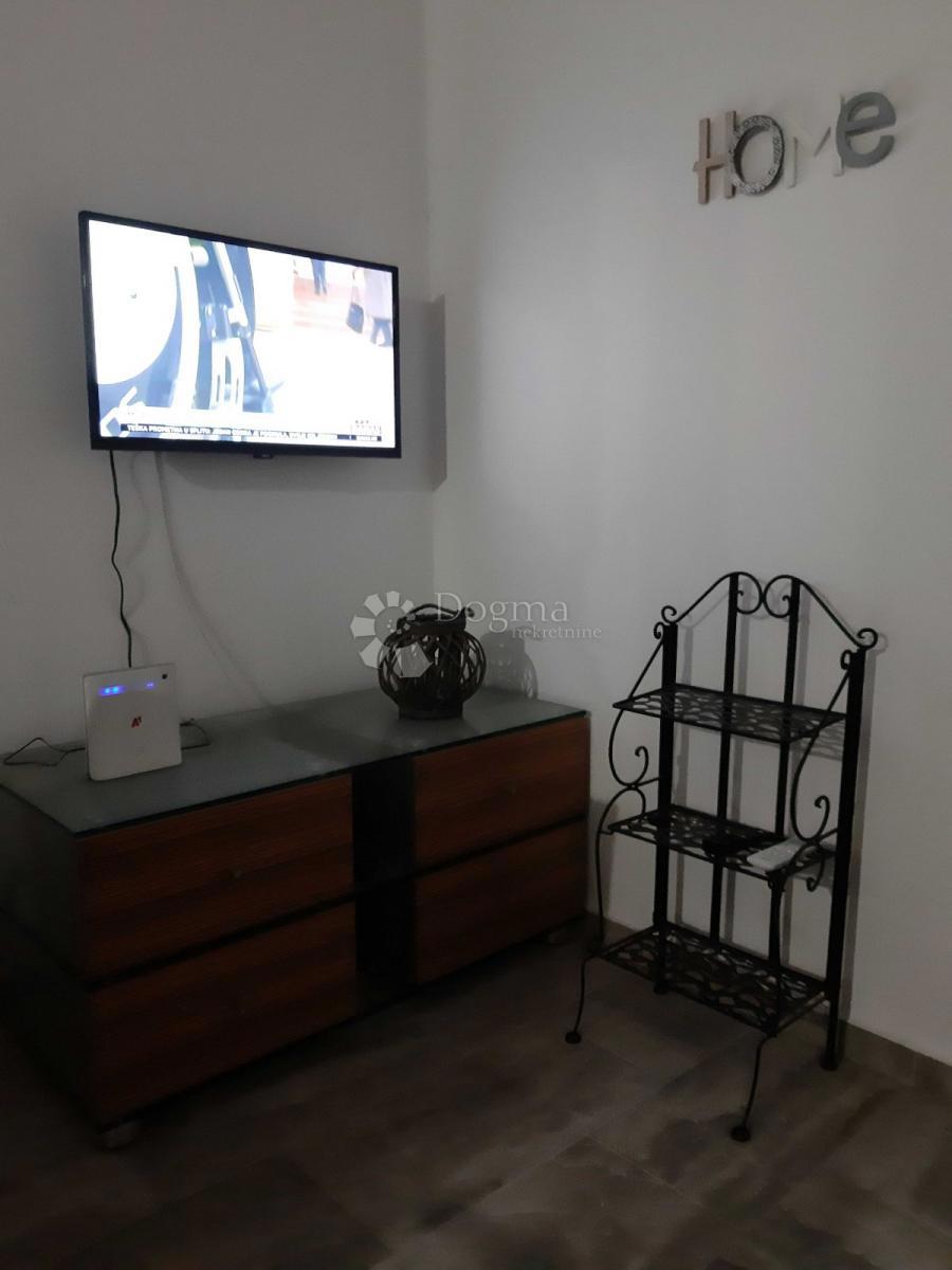 Hiša Vučedol, Vukovar, 78m2