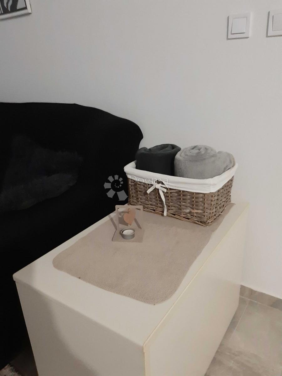 Hiša Vučedol, Vukovar, 78m2