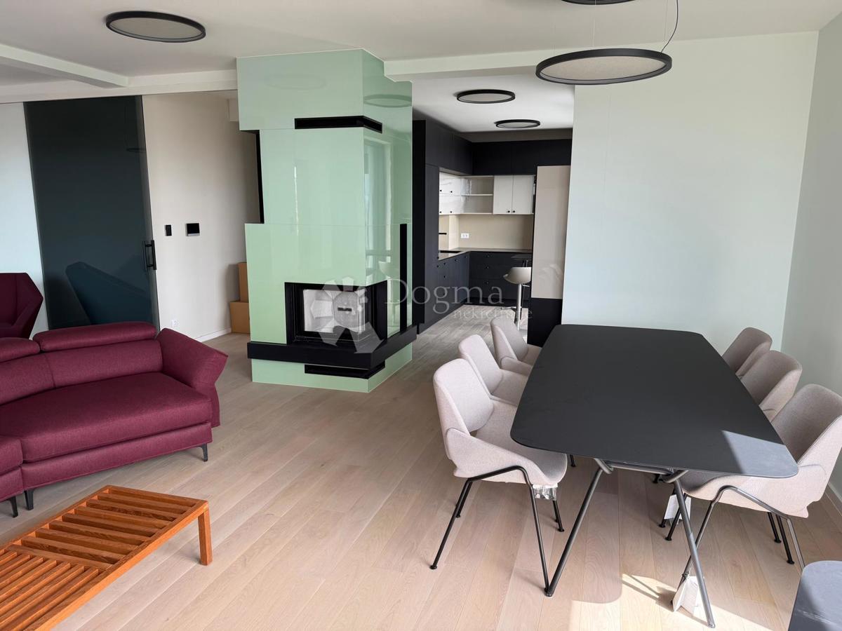 Stanovanje Centar, Varaždin, 174,92m2