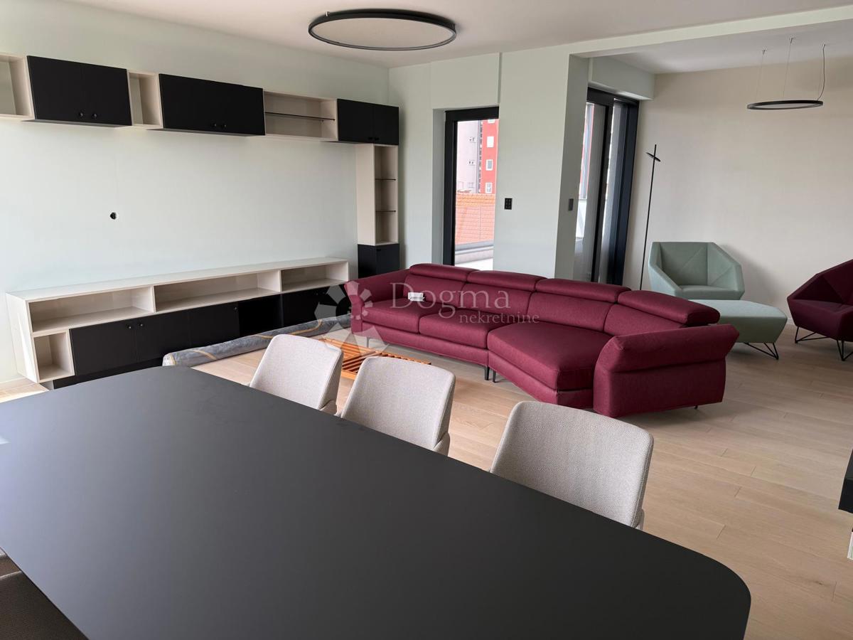 Stanovanje Centar, Varaždin, 174,92m2