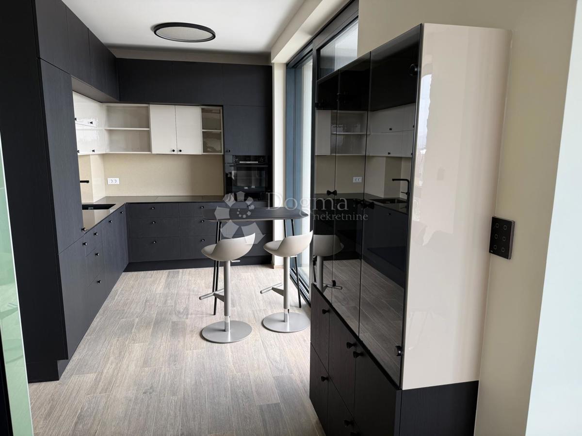 Stanovanje Centar, Varaždin, 174,92m2