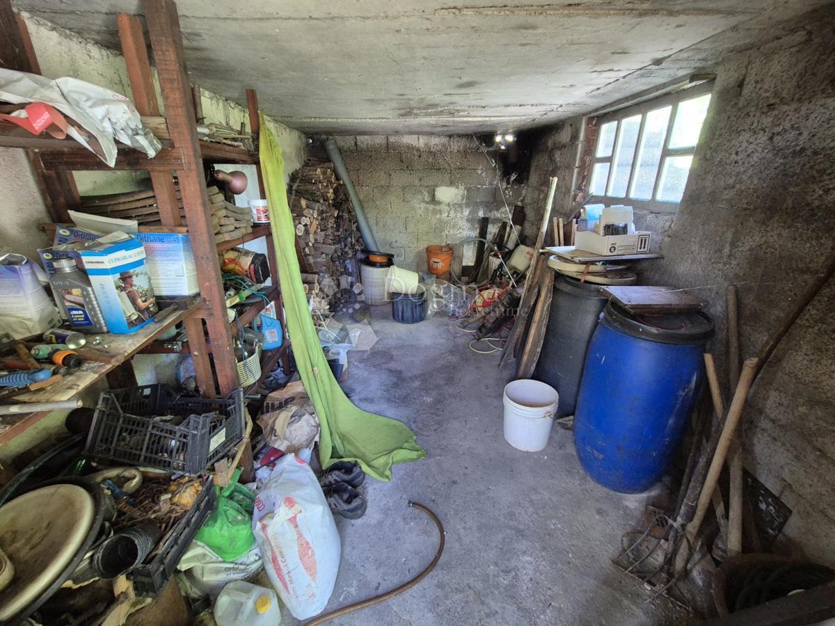 Hiša Donji Škrnik, Kumrovec, 120m2