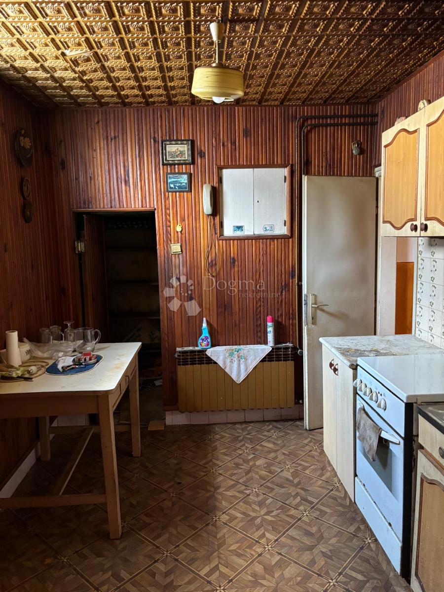 Hiša Sračinec, 604m2