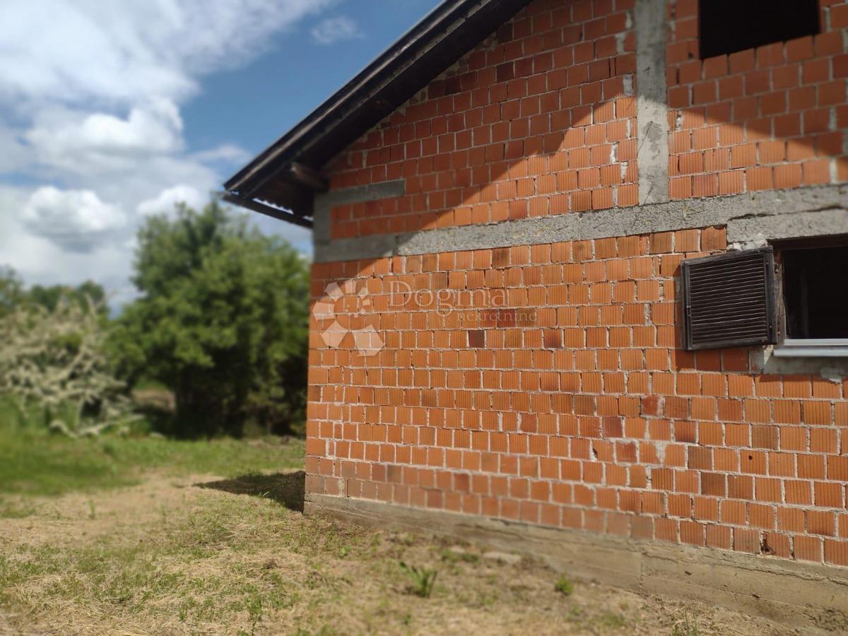 HIŠA ZA PRENOVO