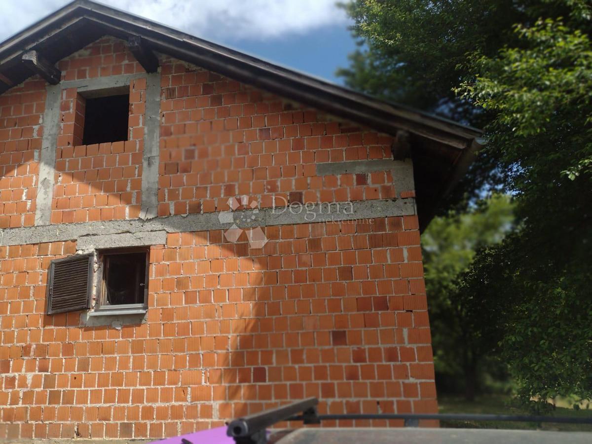 HIŠA ZA PRENOVO