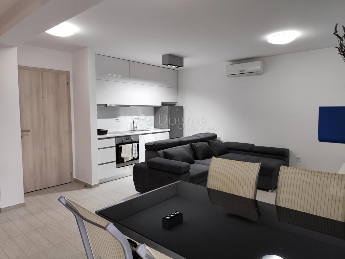 Apartma Ugljan, Preko, 55m2