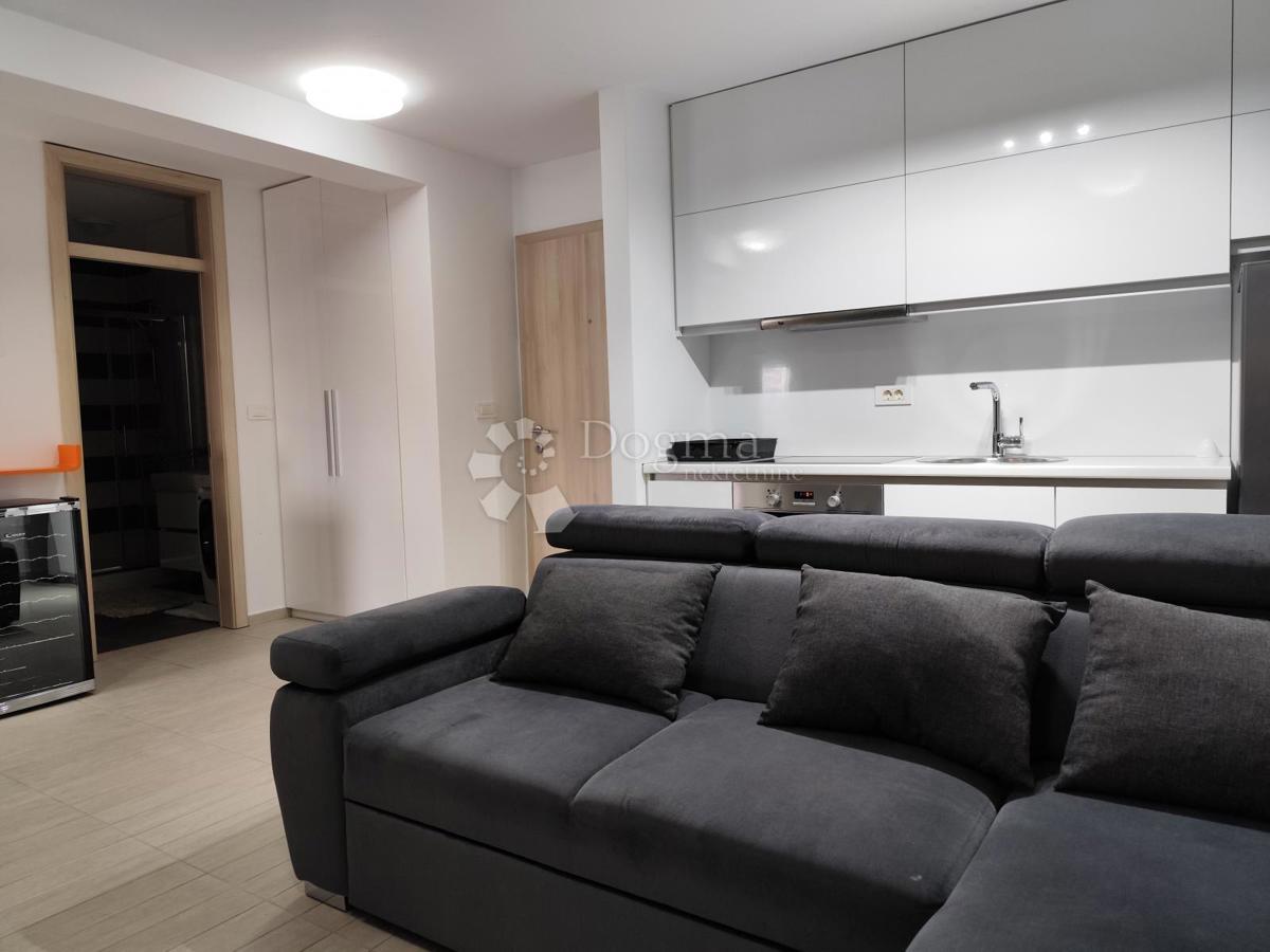 Apartma Ugljan, Preko, 55m2