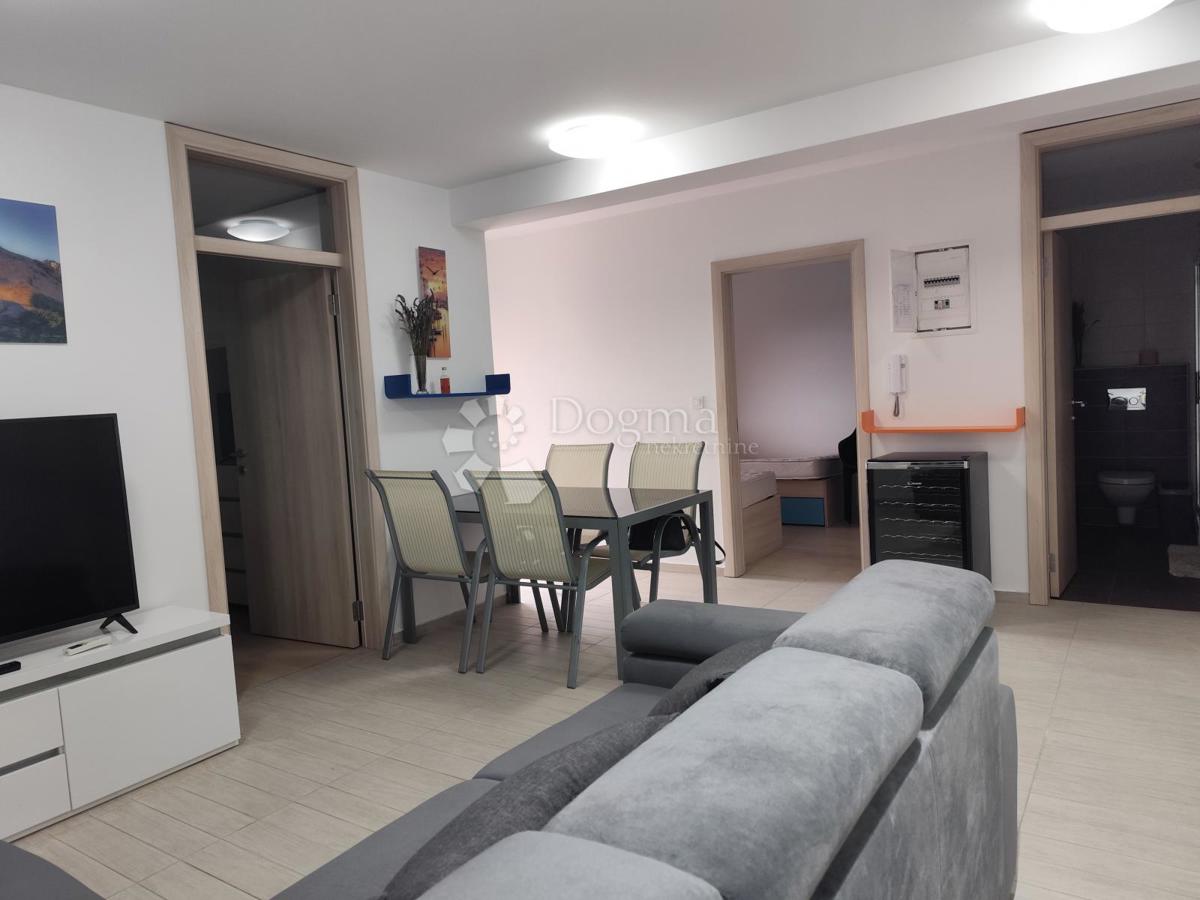 Apartma Ugljan, Preko, 55m2