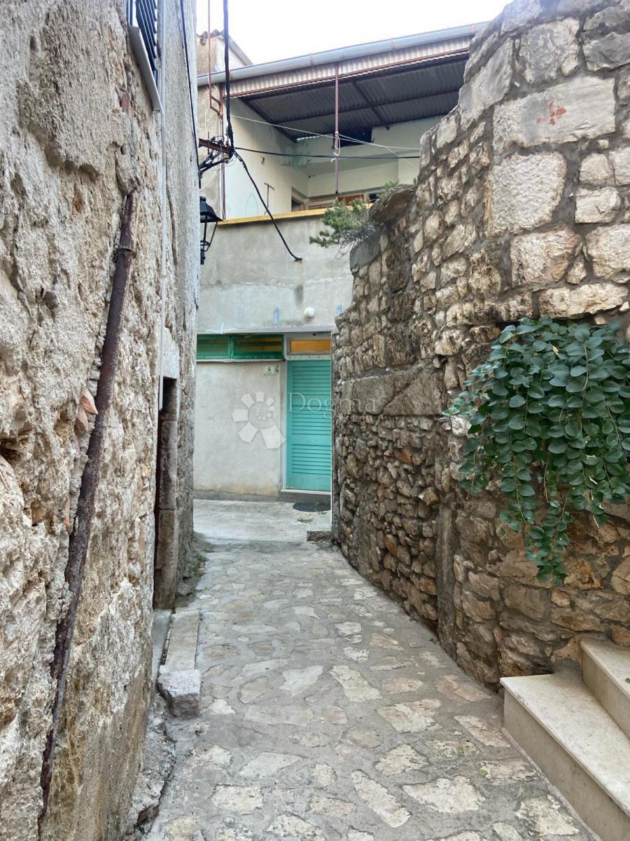 Hiša Pirovac, 91m2