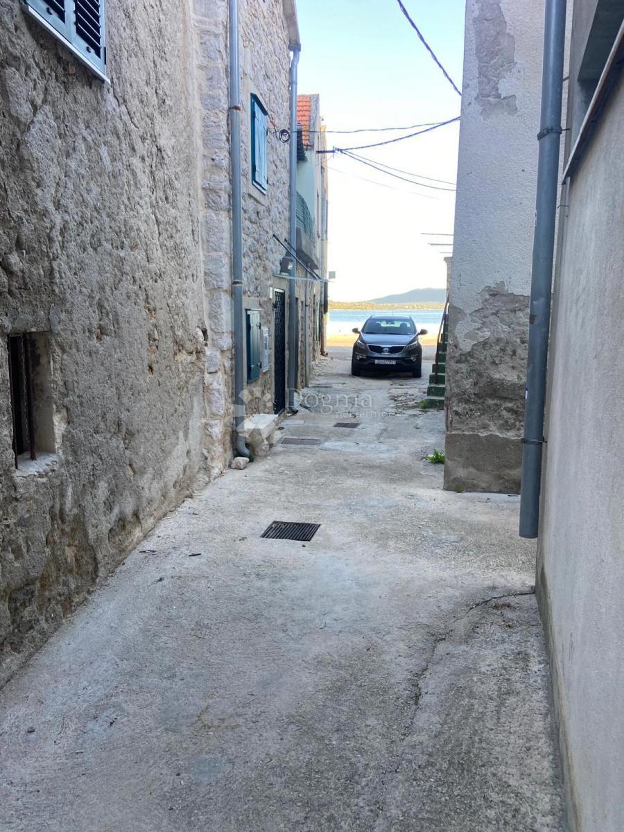 Hiša Pirovac, 91m2