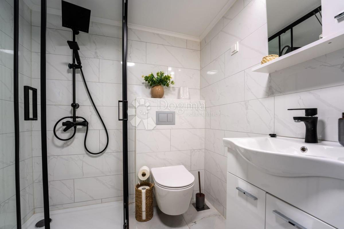 Hiša Stanići, Kapela, 230m2