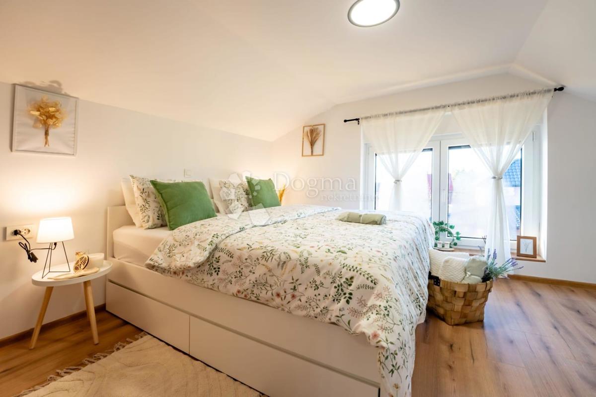 Hiša Stanići, Kapela, 230m2
