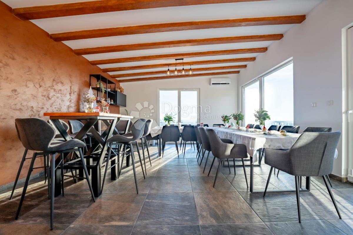 Hiša Stanići, Kapela, 230m2