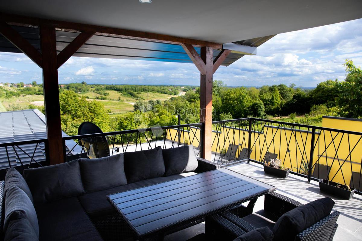 Hiša Stanići, Kapela, 230m2