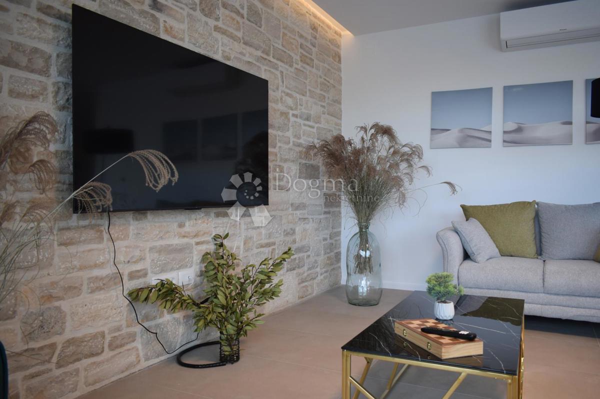Hiša Rovinj, 216m2