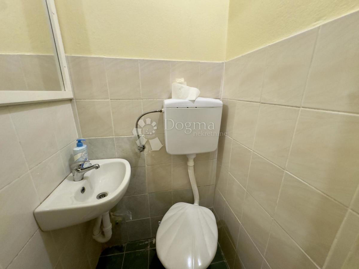 Hiša Centar, Sisak, 280m2
