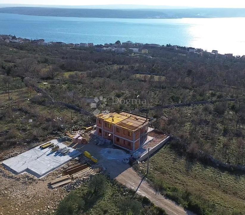 Stanovanje Maslenica, Jasenice, 5.516m2